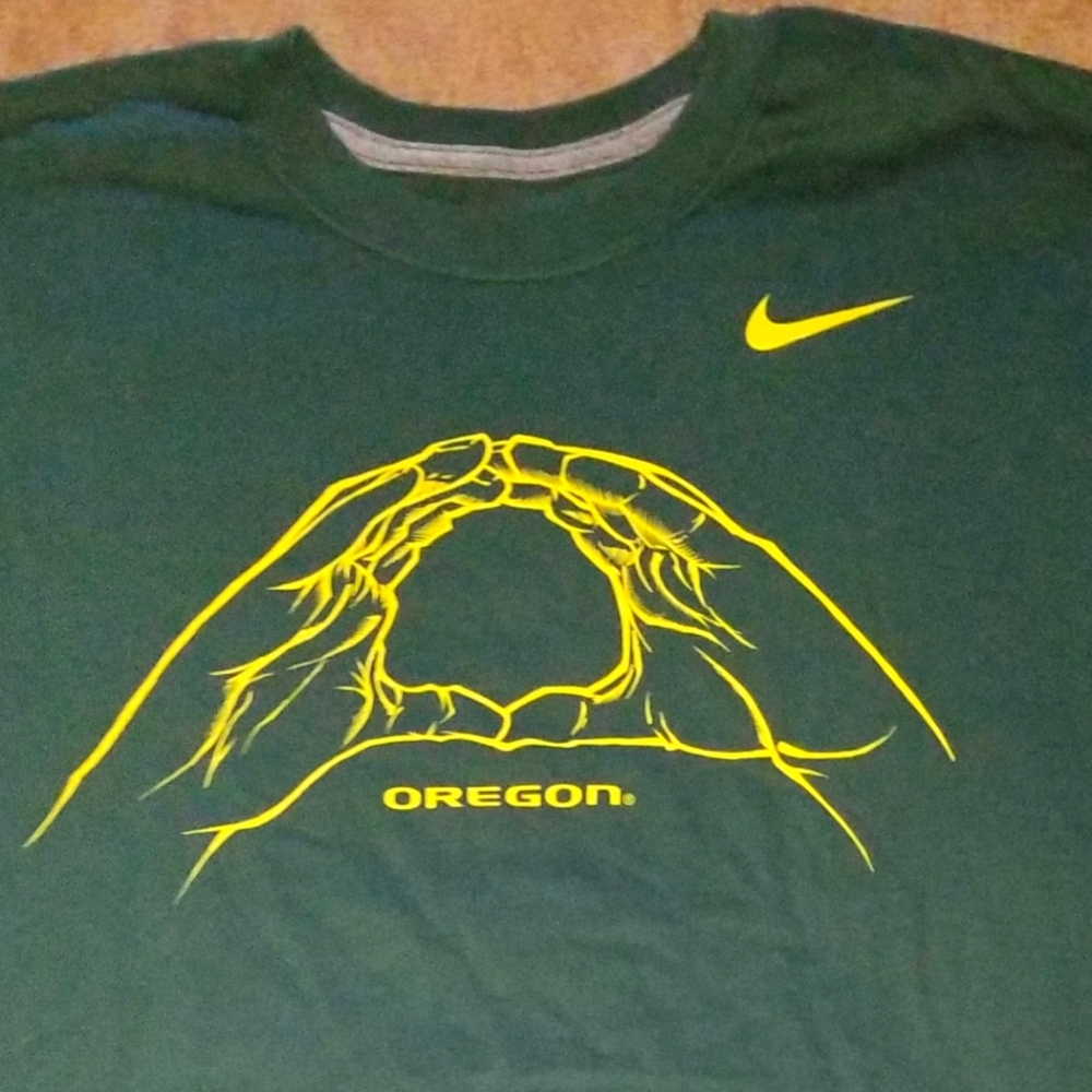 Rare Oregon  Ducks green XL Nike Tshirt